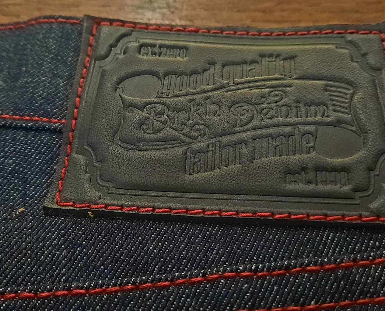 Custom Celana Denim