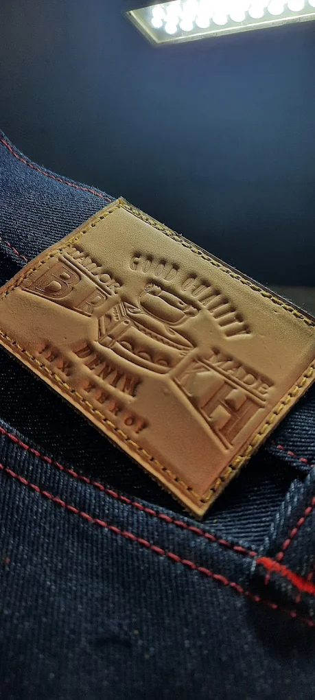 Custom Celana Denim