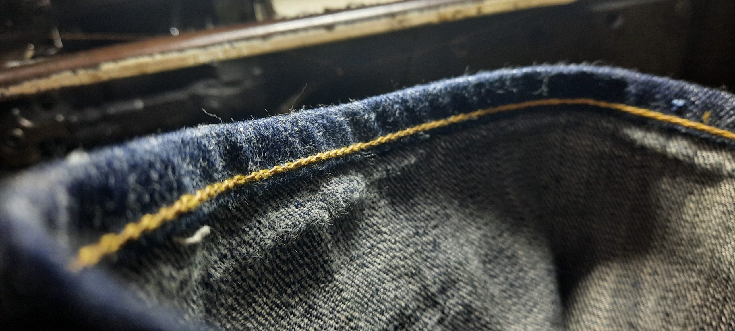 Hemming Jahit Rantai